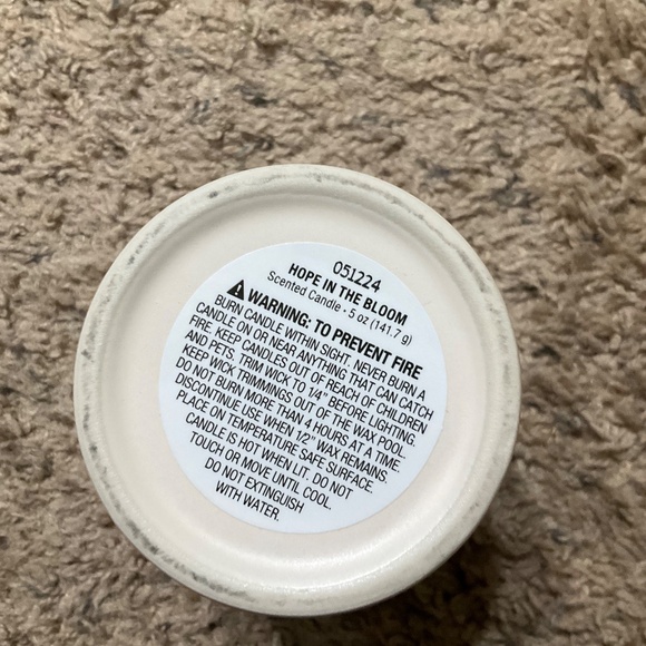 1-Ceramic Jar Candle Cream&Green - kate spade new york x Target - Picture 10 of 13